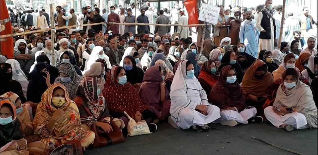 Balochistan government employees end 12 days long protest