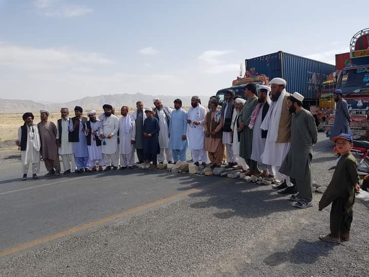 Opposition parties block all key routes across Balochistan