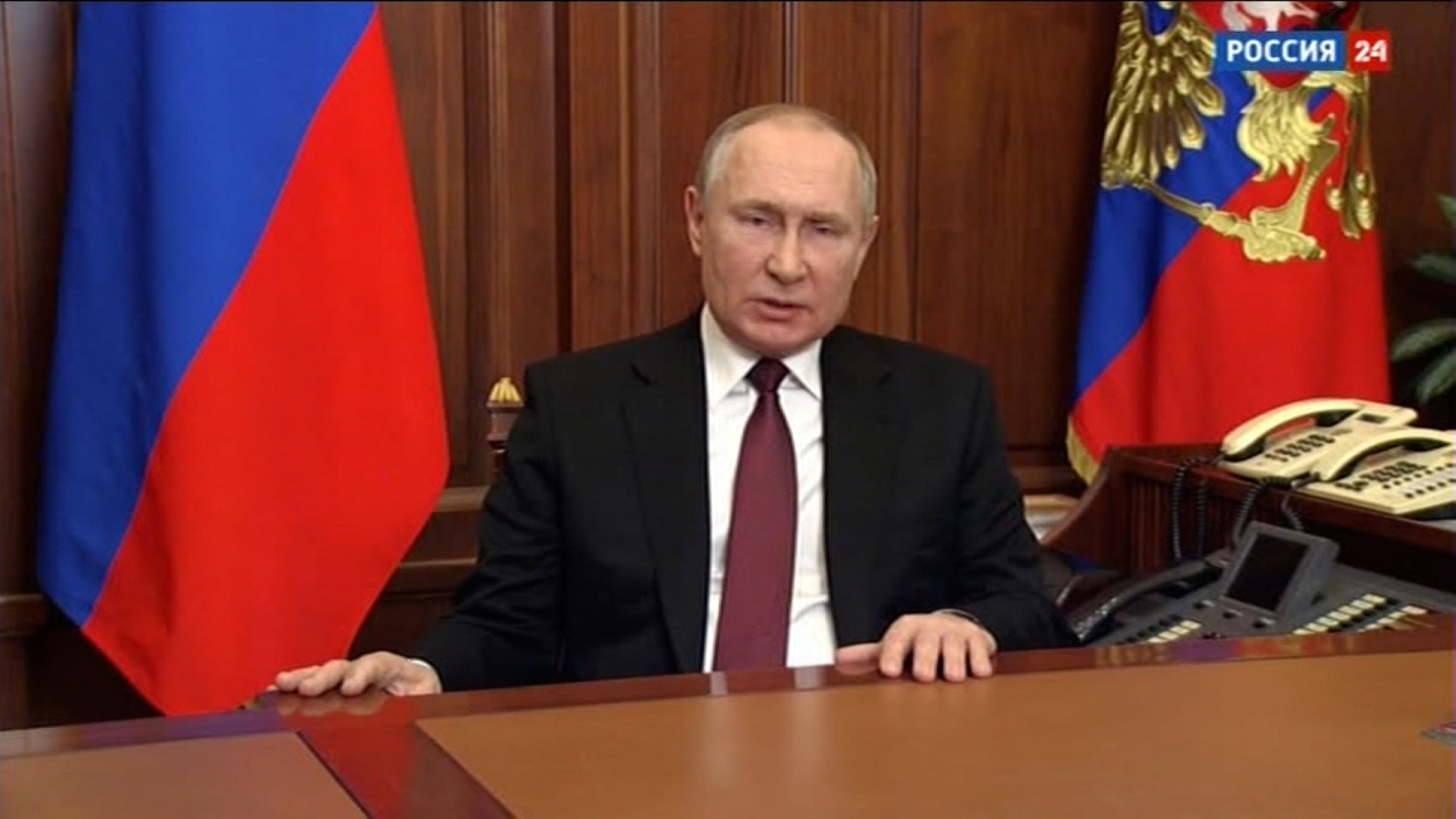 "I urge you to lay down your weapons and go home", Putin asks Ukraine troops