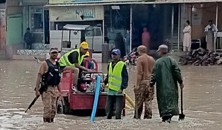 Pak Army relief teams reach Gwadar after rainfall