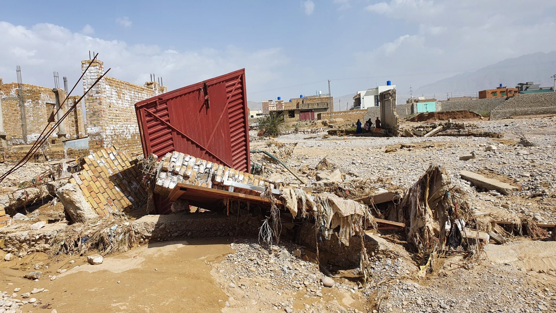 In few minutes, floods swept away a house built after 40 years struggle