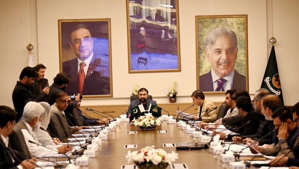 Balochistan Cabinet Pays Tribute to Security Forces for Countering ...